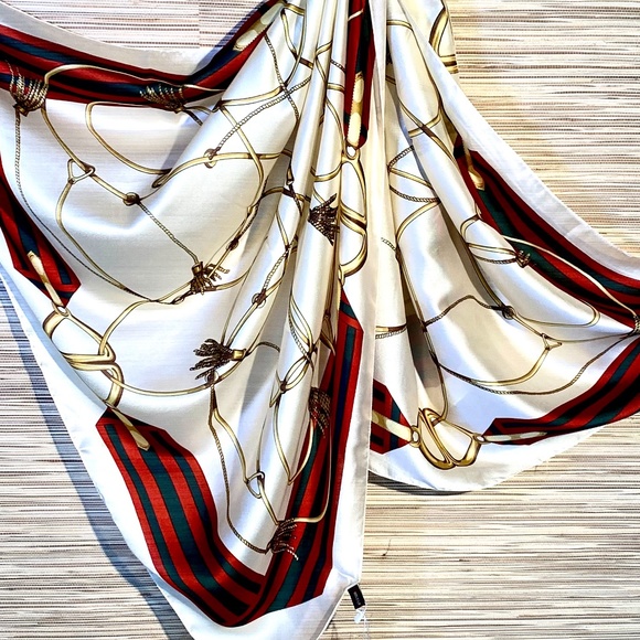 Vintage Print Equestrian/Buckle 72x38 Silk Scarfs. - Picture 3 of 3